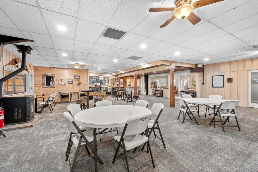 More Photos Of 17460 County Road 501, Bayfield Restaurant For Lease