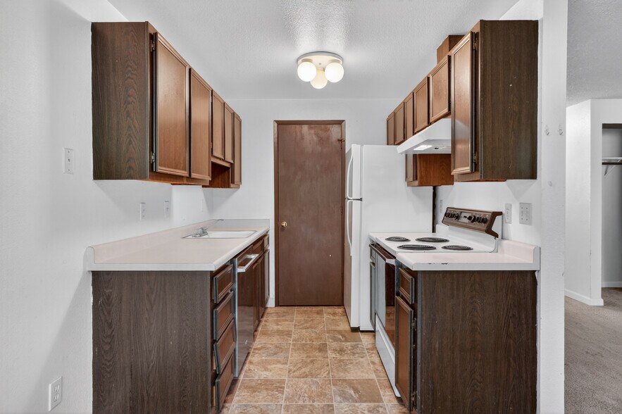 More Photos Of 19109-19123 SE Yamhill St, Gresham Apartments For Sale