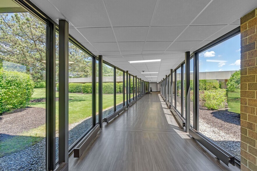 More Photos Of 27790 W Highway 22, Barrington Medical For Lease