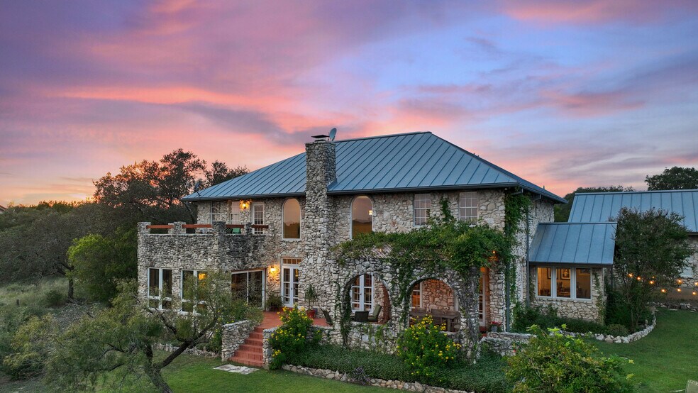 More Photos Of 5229 Hupedo Ranch Rd, Spicewood Specialty For Sale