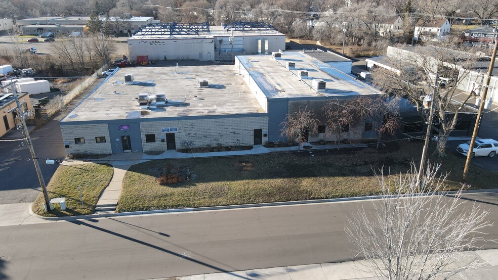 Primary Photo Of 2230 Edgewood Ave S, Saint Louis Park Manufacturing For Lease