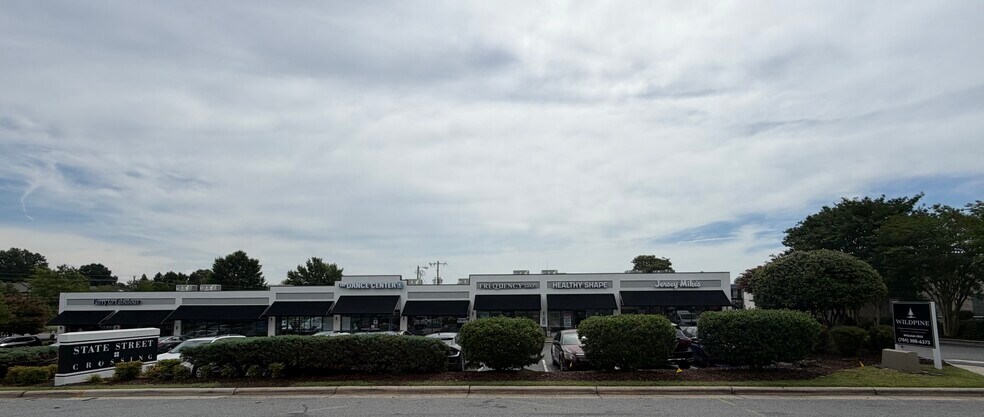 More Photos Of 2104 Georgia St, Greensboro General Retail For Lease