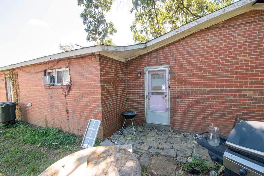 More Photos Of 3425 Martin Ave, Greensboro Apartments For Sale