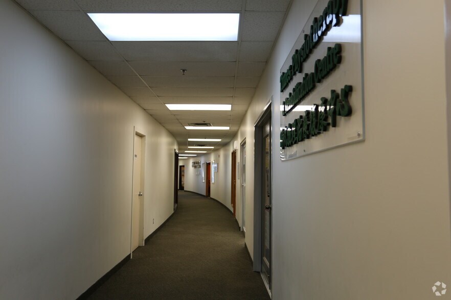 More Photos Of 550 Hwy-7, Richmond Hill General Retail For Sale