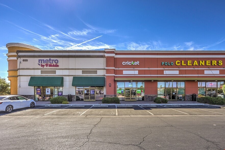 More Photos Of 525-785 W Craig Rd, North Las Vegas Unknown For Lease