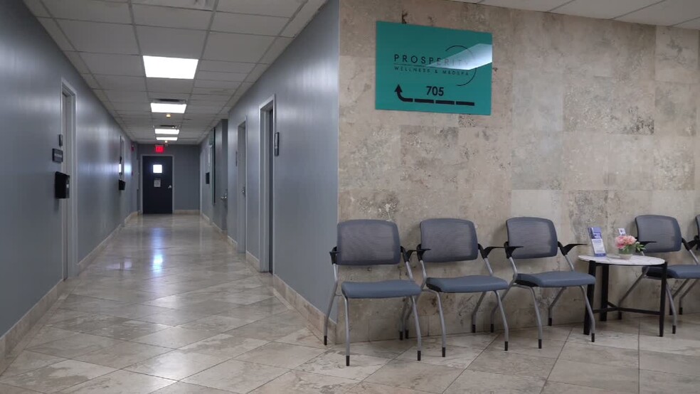 Primary Photo Of 1250 E Hallandale Beach Blvd, Hallandale Beach Medical For Lease