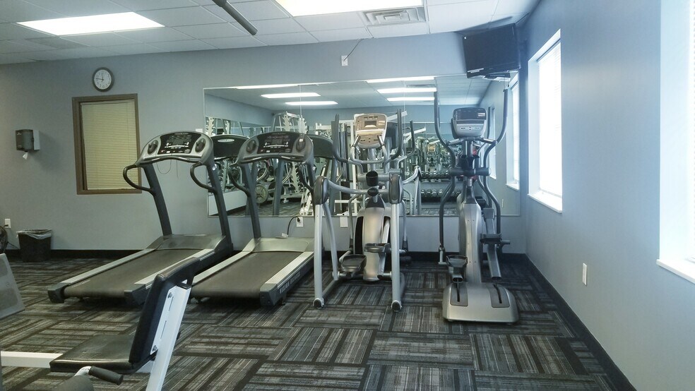 More Photos Of 1500 McAndrews Rd W, Burnsville Office For Lease