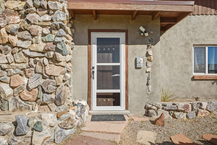 More Photos Of 24 Matisse Rd NE, Albuquerque Apartments For Sale