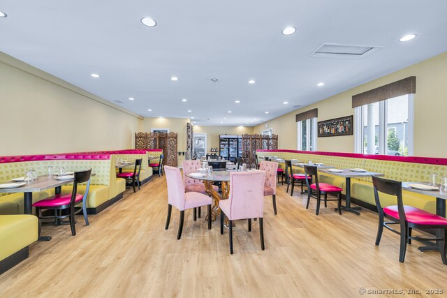More Photos Of 93 Elm St, Old Saybrook Restaurant For Sale