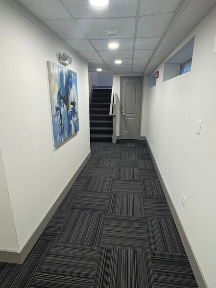 More Photos Of 4 N Exeter St, Baltimore Loft Creative Space For Lease