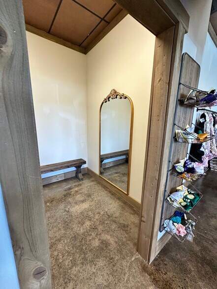 More Photos Of 36483 Old Perkins Rd, Prairieville Storefront Retail Office For Lease