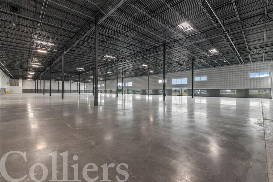 More Photos Of 4315 Skyway St, Caldwell Warehouse For Sale