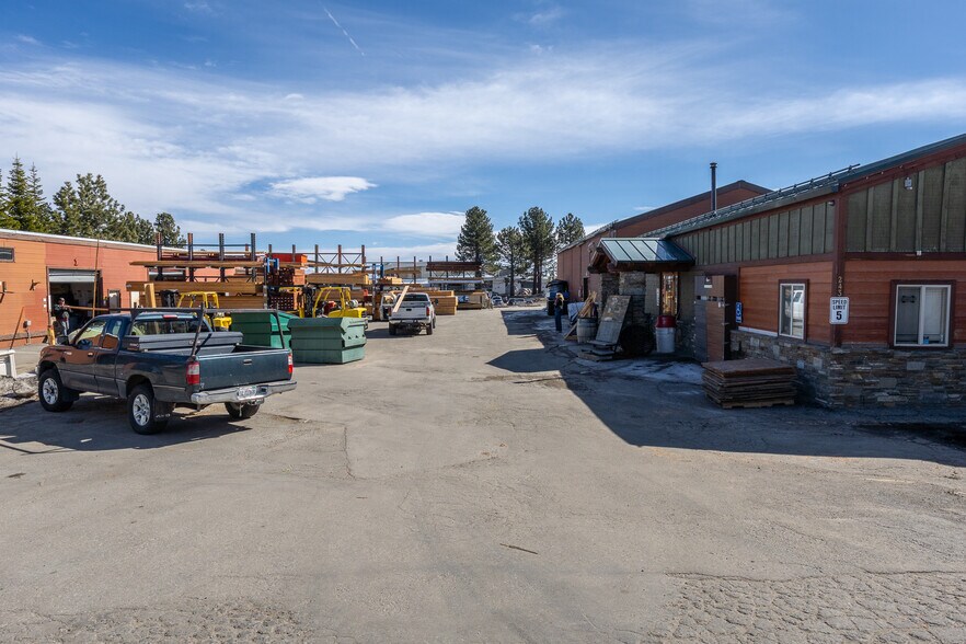 More Photos Of 283 Sierra Manor Rd, Mammoth Lakes Freestanding For Sale