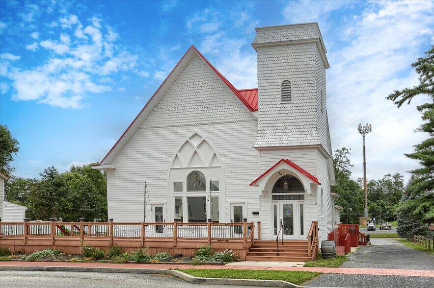 More Photos Of 5948 Linglestown Rd, Harrisburg Restaurant For Sale