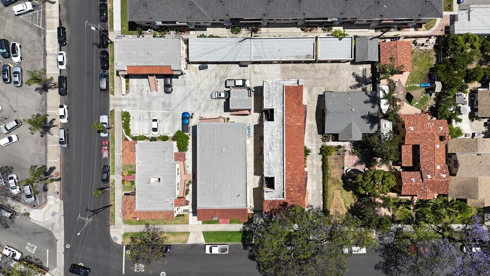 More Photos Of 925 N Lacy St, Santa Ana Apartments For Sale