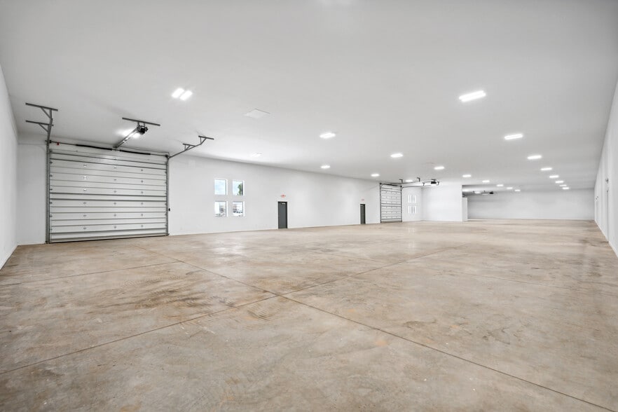 More Photos Of 158 Innovation Dr, Statesville Unknown For Lease