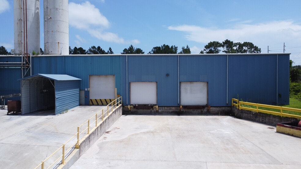 More Photos Of 2100 Line St, Brunswick Industrial For Sale