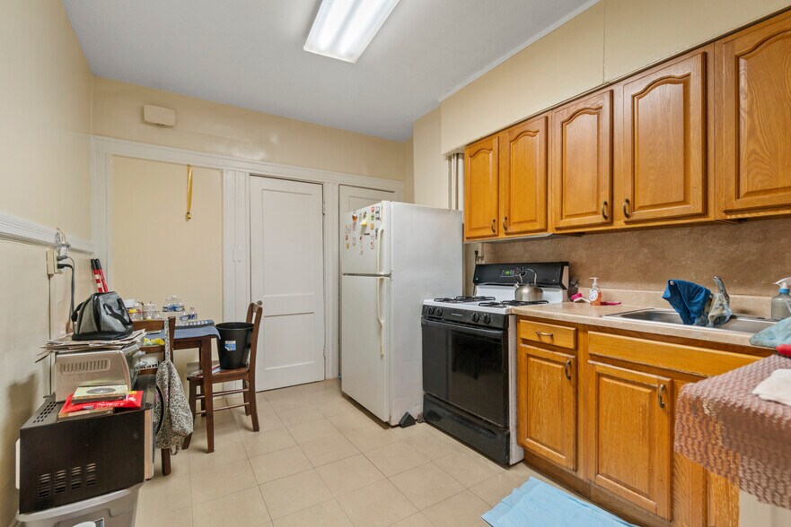 More Photos Of 3211 Guilford Ave, Baltimore Apartments For Sale