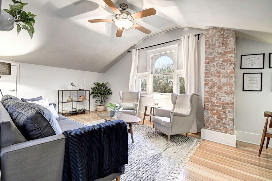 More Photos Of 531 E Lynwood St, Phoenix Office Residential For Sale