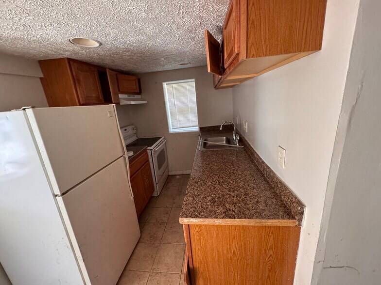 More Photos Of 2048 4th Ave, Cincinnati Multifamily For Sale