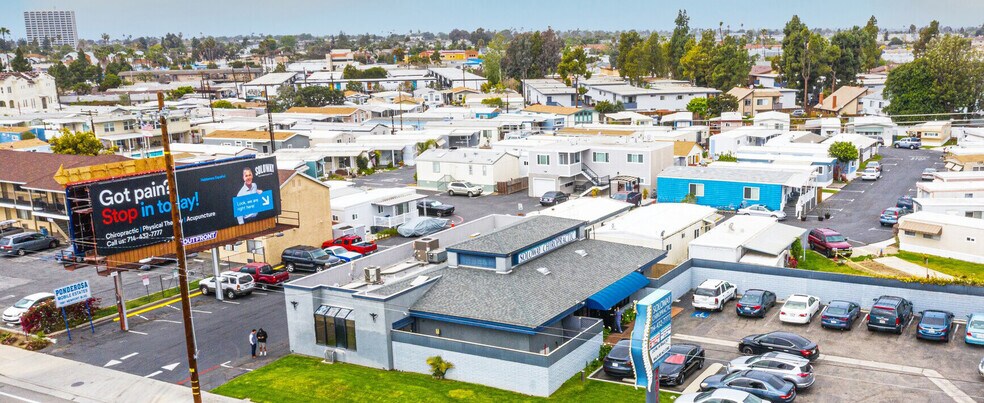 More Photos Of 2013 Newport Blvd, Costa Mesa Storefront For Sale