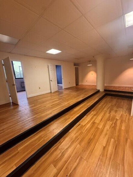 More Photos Of 26 S Water St, New Bedford Apartments For Lease