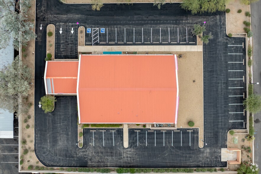 More Photos Of 7740 E Speedway Blvd, Tucson Freestanding For Sale