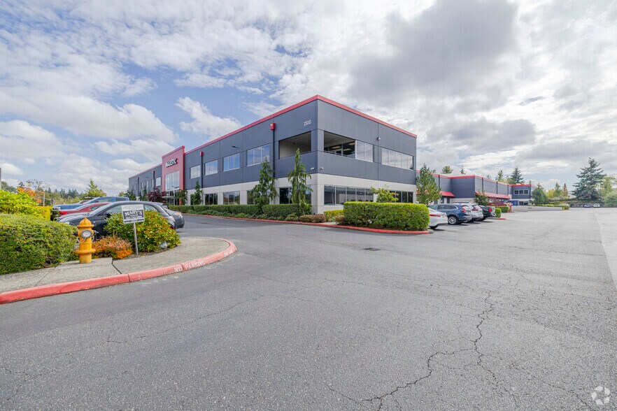 More Photos Of 2510 W Casino Rd, Everett Manufacturing For Lease