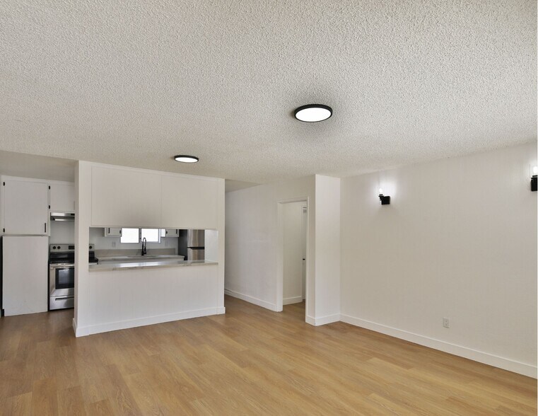 More Photos Of 26674 Ward St, Highland Apartments For Sale