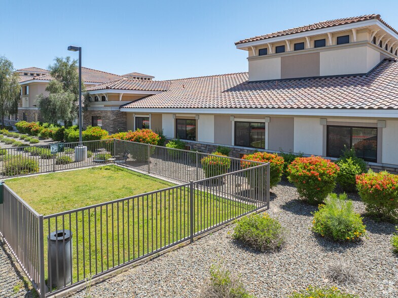 More Photos Of 8880 N 107th Ave, Peoria Assisted Living For Sale