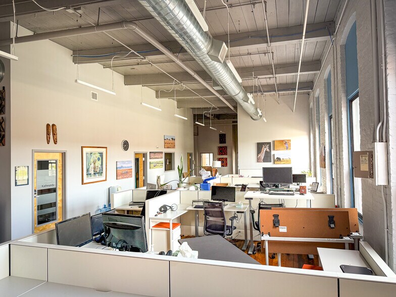 More Photos Of 1 Mill St, Burlington Office For Lease