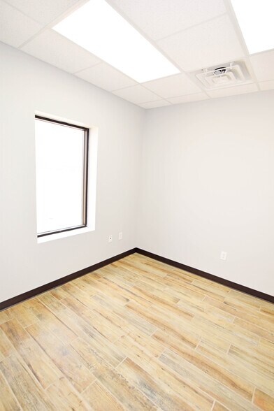 More Photos Of 13800 W Interstate 20 E, Odessa Industrial For Lease