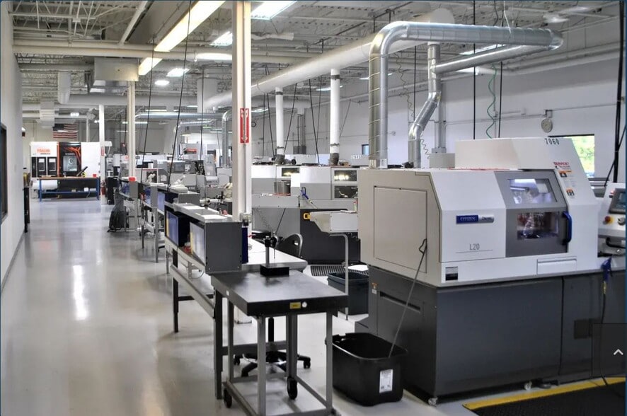 More Photos Of 400 Apollo Dr, Circle Pines Manufacturing For Sale