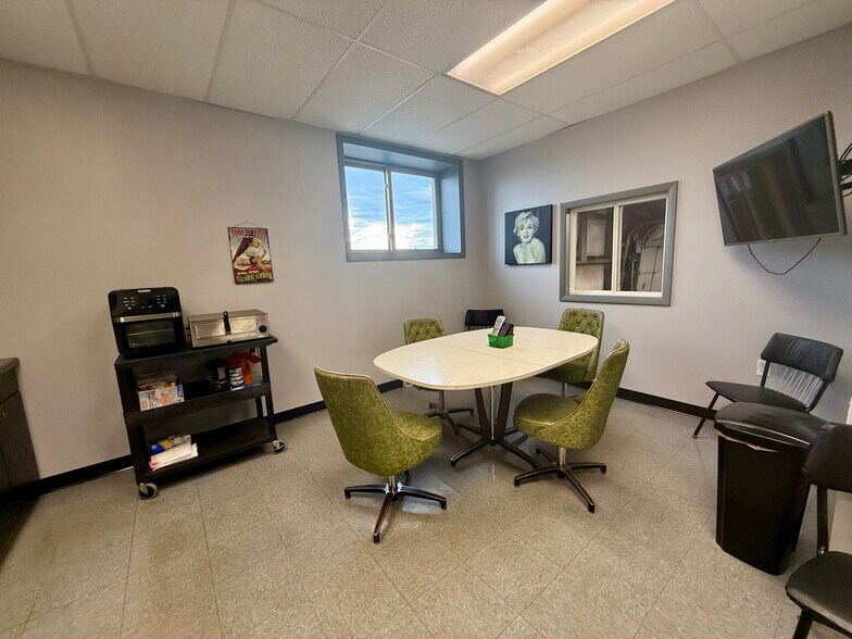 More Photos Of 1137 S Stephenson Ave, Iron Mountain Specialty For Sale