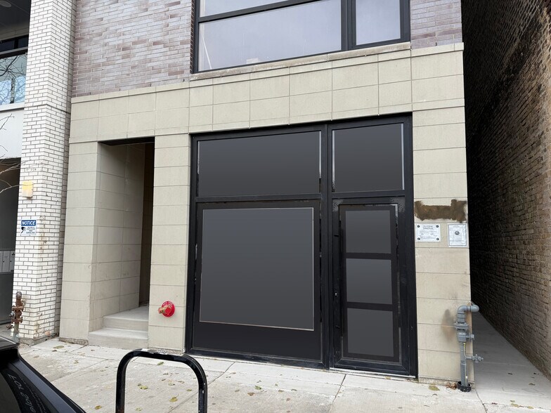 Primary Photo Of 2046 N Damen Ave, Chicago Storefront For Sale