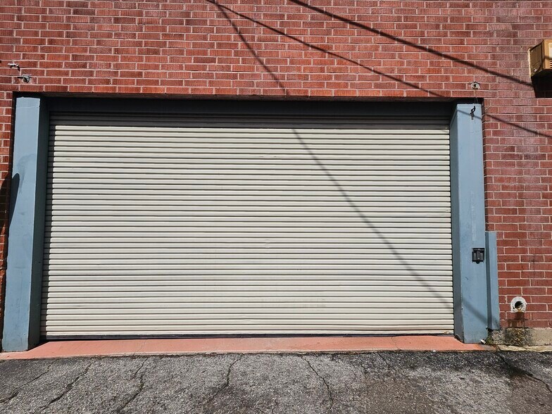 More Photos Of 1635 Pontius Ave, Los Angeles Medical For Sale