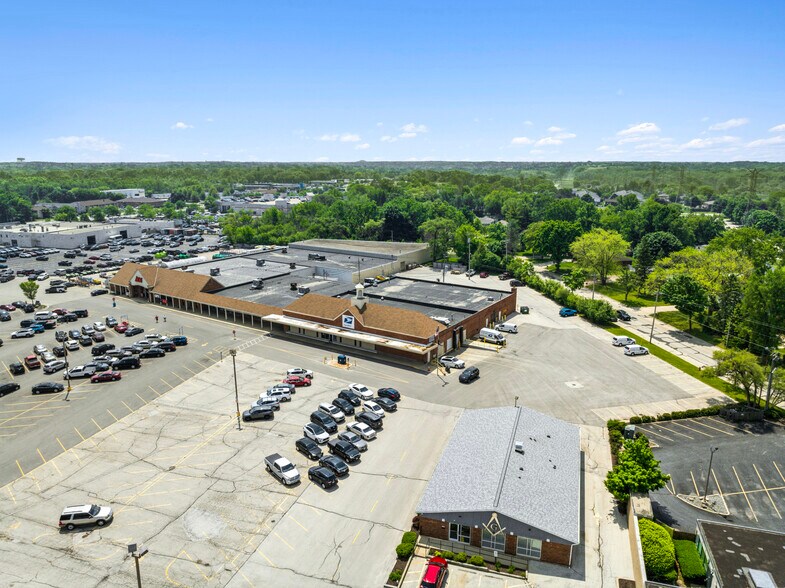 More Photos Of 11015 W Oklahoma Ave, West Allis Post Office For Sale