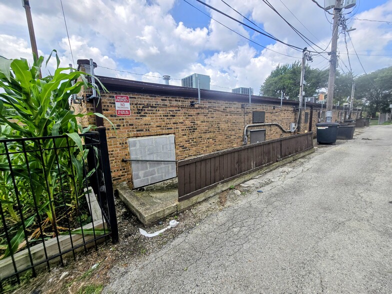 More Photos Of 5277 N Elston Ave, Chicago Unknown For Lease