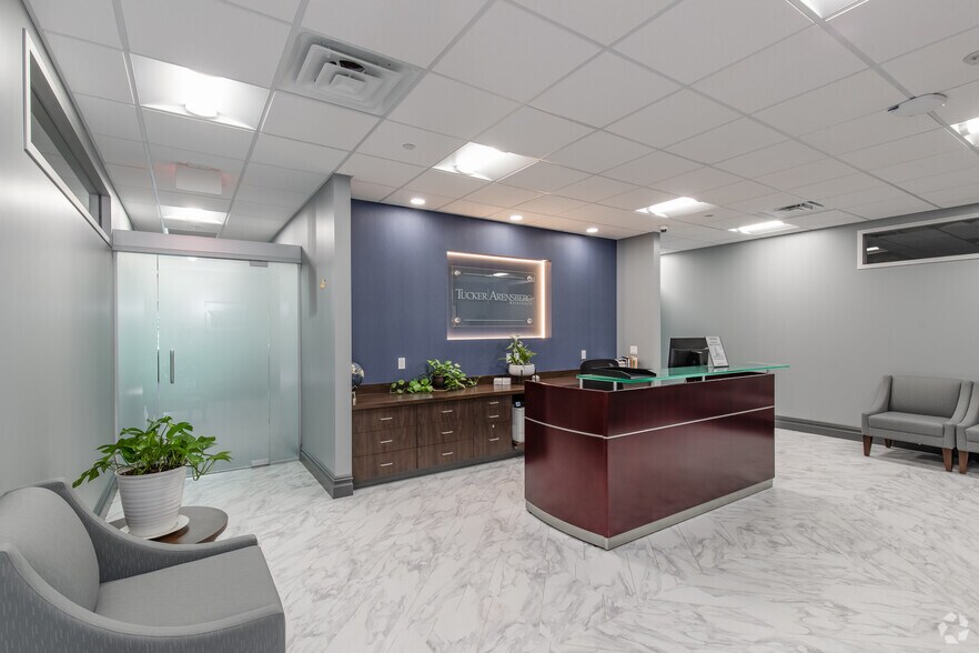 More Photos Of 150 Corporate Center Dr, Camp Hill Unknown For Lease