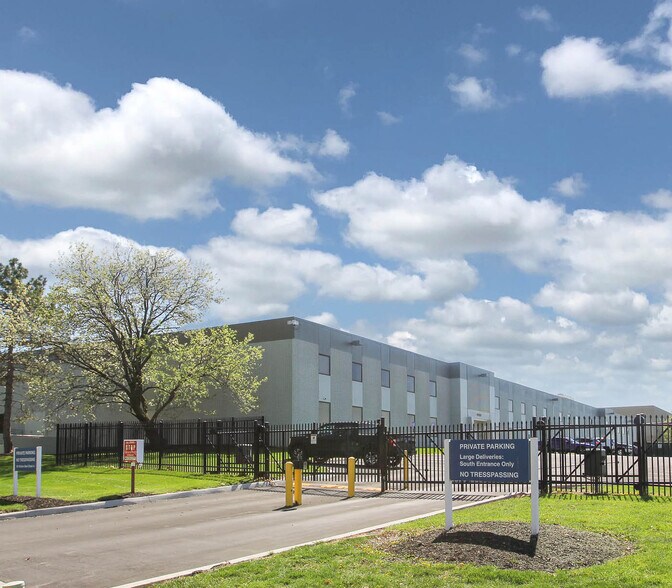 More Photos Of 10828 NW AirWorld Dr, Kansas City Industrial For Lease
