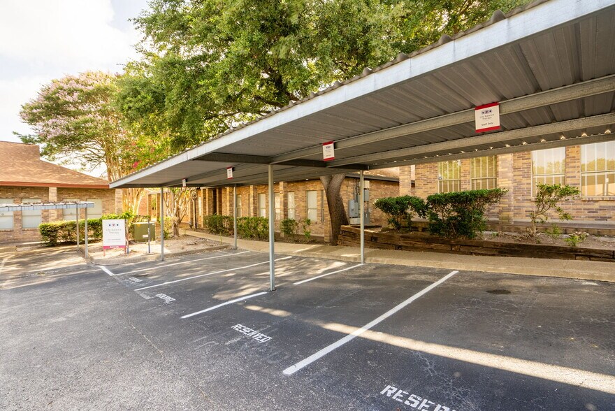 More Photos Of 8627 Cinnamon Creek Dr, San Antonio Medical For Lease