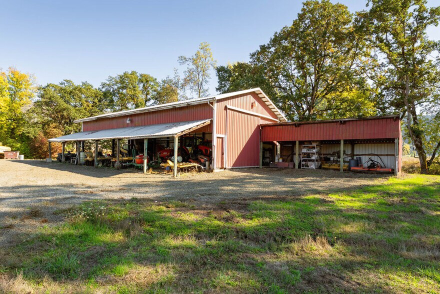 More Photos Of 8690 Lookingglass Rd, Roseburg Land For Sale