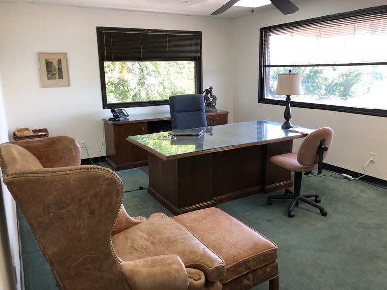 More Photos Of 2909 Lackland Rd, Fort Worth Medical For Lease