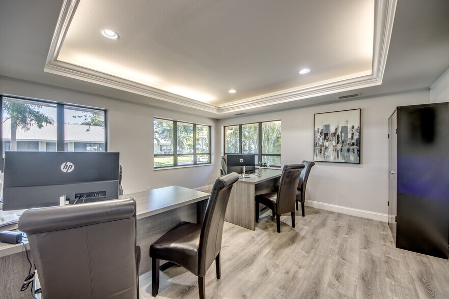 More Photos Of 12771 World Plaza Ln, Fort Myers Medical For Sale