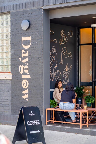 More Photos Of 1757 N Kimball Ave, Chicago Flex For Lease