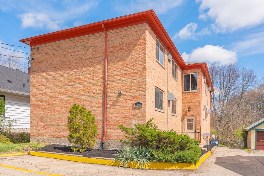 Primary Photo Of 2302 Salvador St, Cincinnati Apartments For Sale