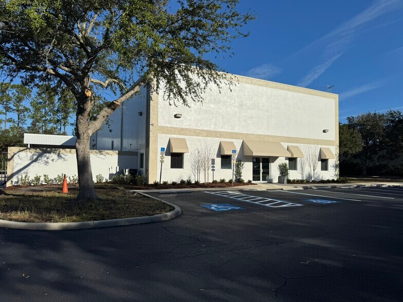 Primary Photo Of 1804 Concept Ct, Daytona Beach Distribution For Lease