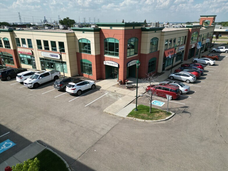 More Photos Of 150 Chippewa Rd, Sherwood Park Flex For Sale