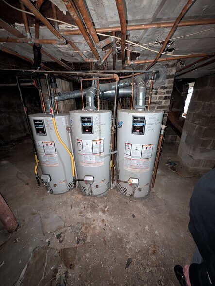 More Photos Of 158 S White Horse Pike, Audubon General Retail For Sale