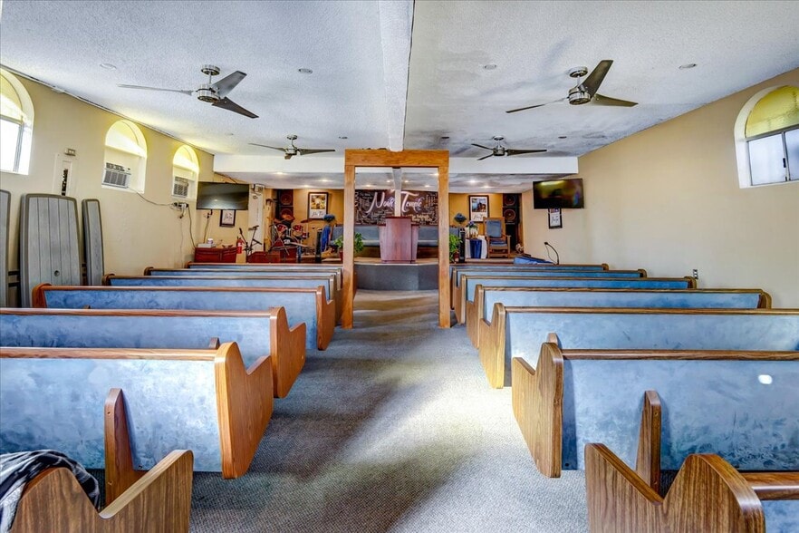 More Photos Of 540 27th St, San Diego Storefront Retail Office For Sale